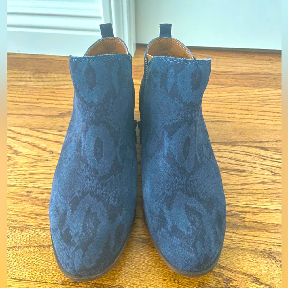 Lucky Brand Basel Ankle Booties